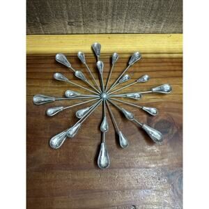 Tripar Mid-century Metal and Acrylic Silver Starburst Wall Art 10”